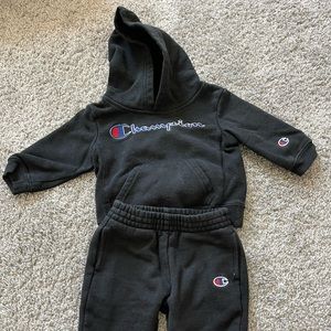 Champion baby set